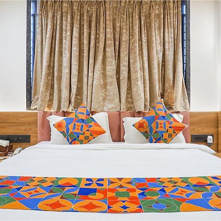 Fabhotel Prime Shourya Residency - Nr Maharshi Karve Museum Pune Exterior foto